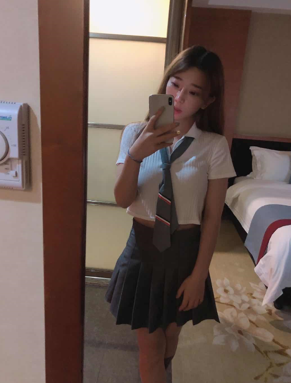 越秀34C娜娜性感美